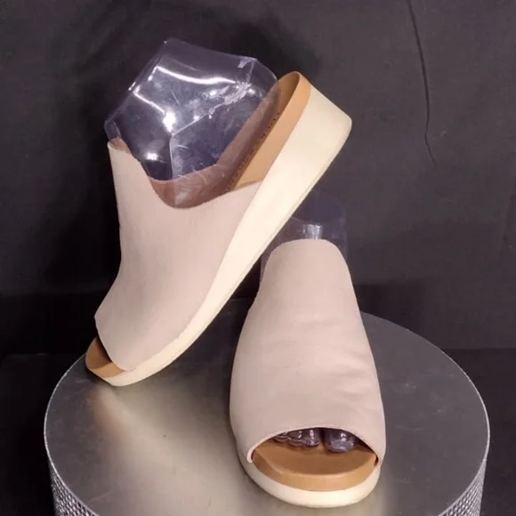 Lucky brand Elegant Cream Women's Slip-On Shoes size 8 pre owned Exellent - Picture 3 of 14